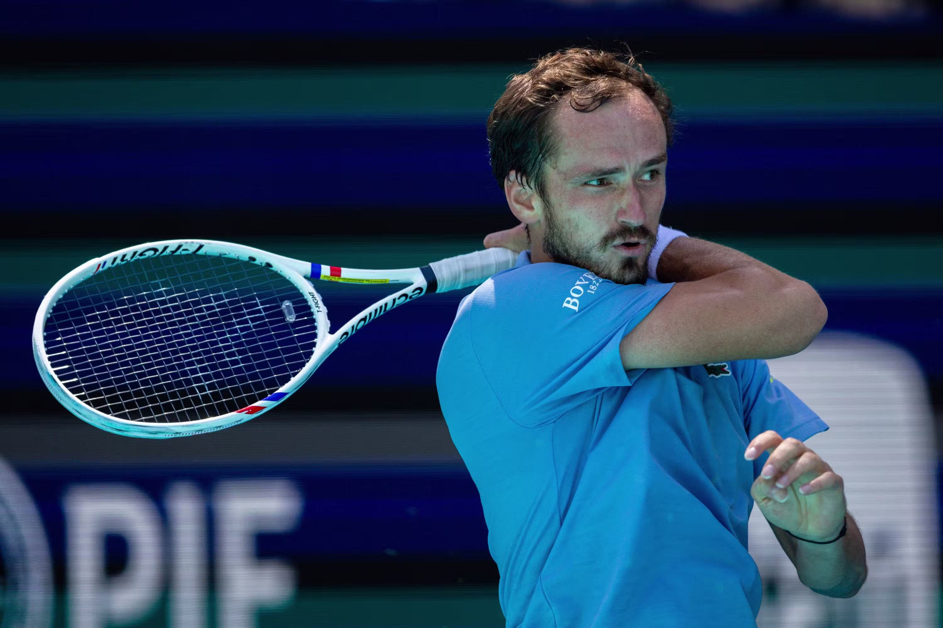 Mouratoglou Picks Medvedev's Backhand Over Alcaraz's in Surprising Comparison