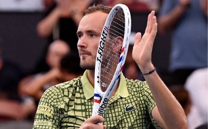 Medvedev Disqualified After Hitting Spectator at China Open, Djokovic Marches Into Final