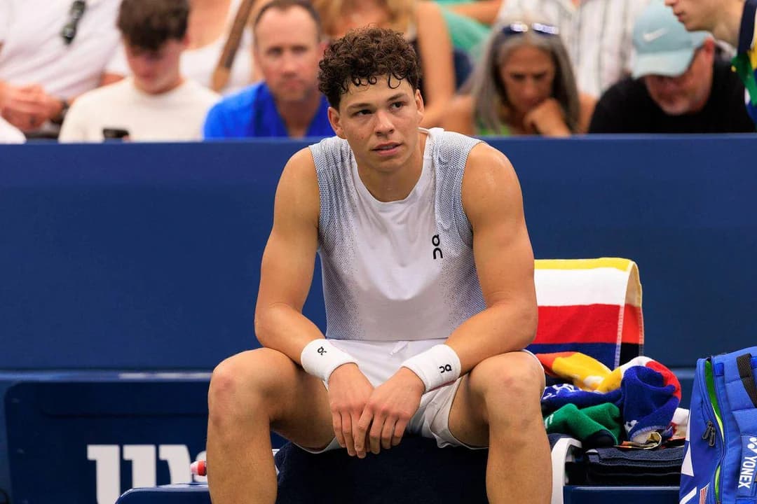 Shelton Stuns Alcaraz in 3 AM Classic, Igniting Scheduling Fury at Flushing Meadows